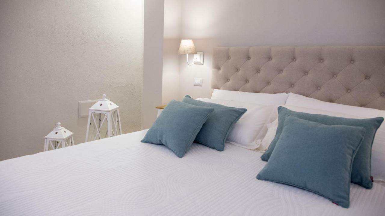 Le Saline Suites Carloforte  Exteriör bild